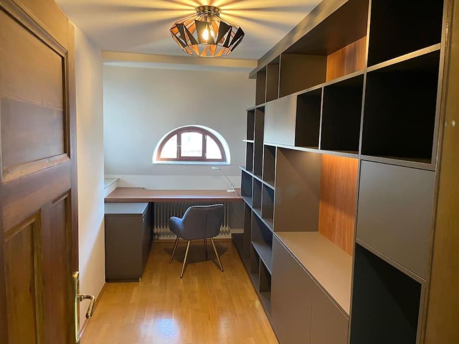 Verwunsches Haus Mit Parkplatz In Bester Lage Markkleeberg Buitenkant foto